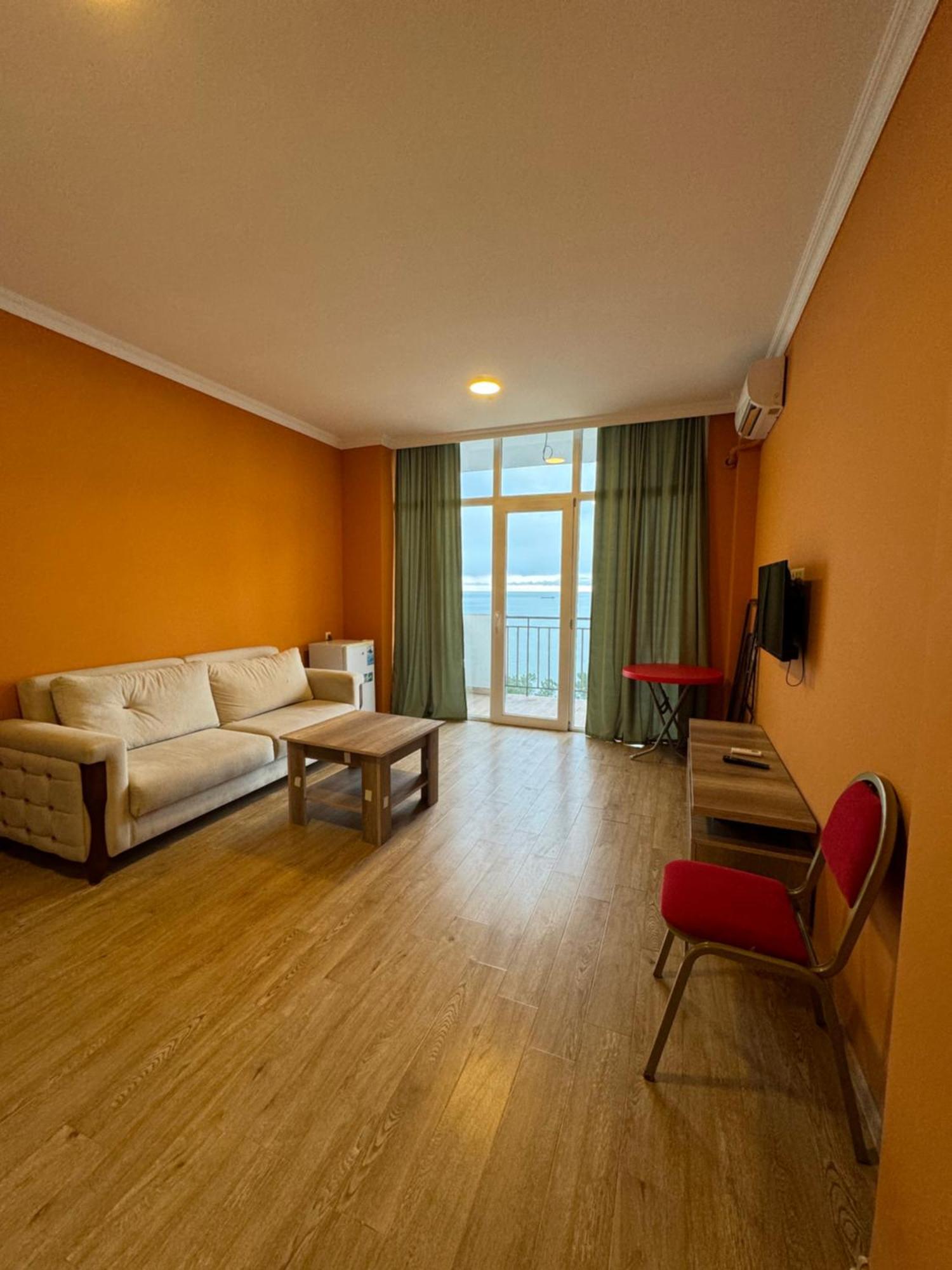 Appartamento Colibri Batumi Esterno foto