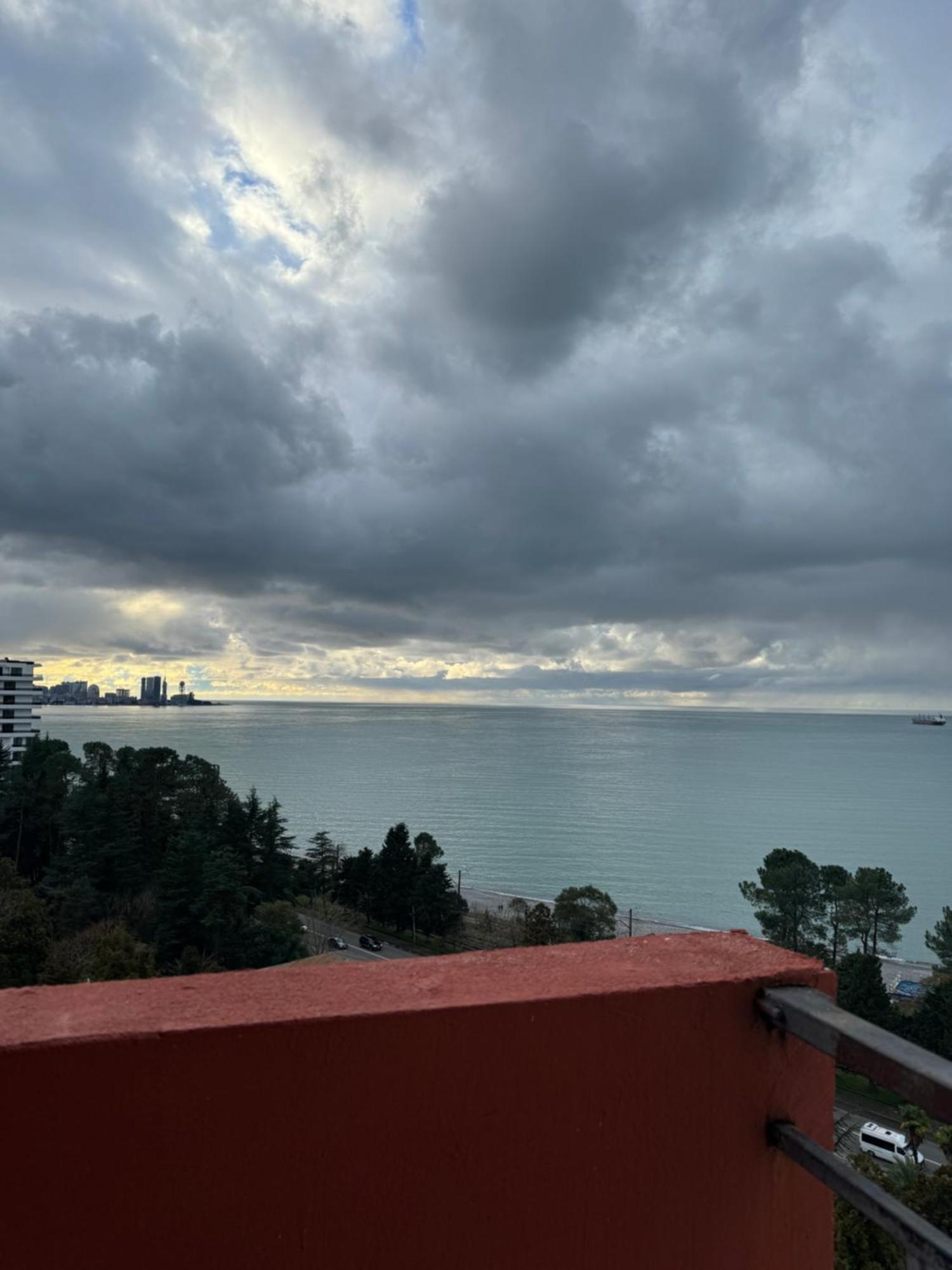 Appartamento Colibri Batumi Esterno foto