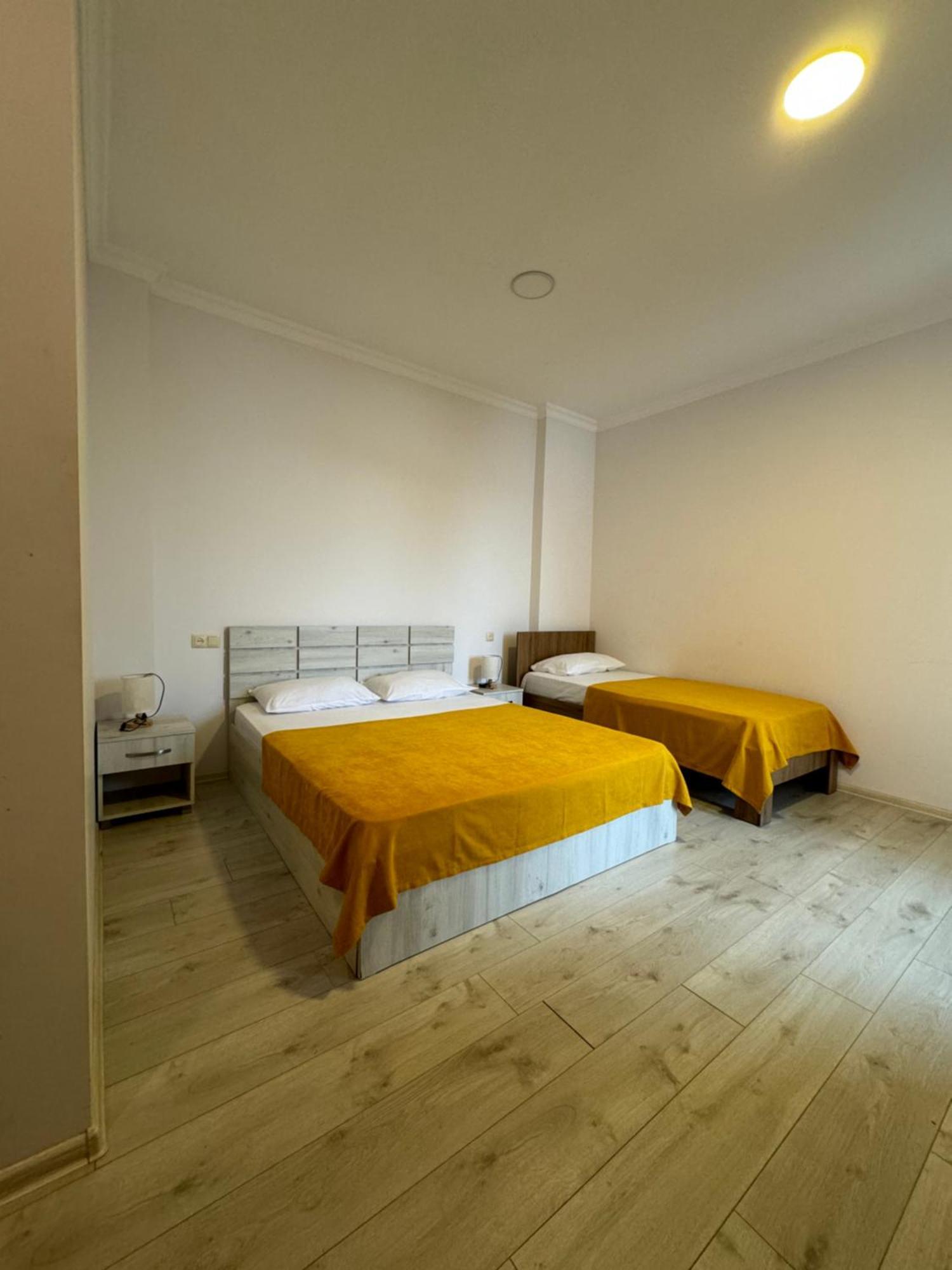 Appartamento Colibri Batumi Esterno foto