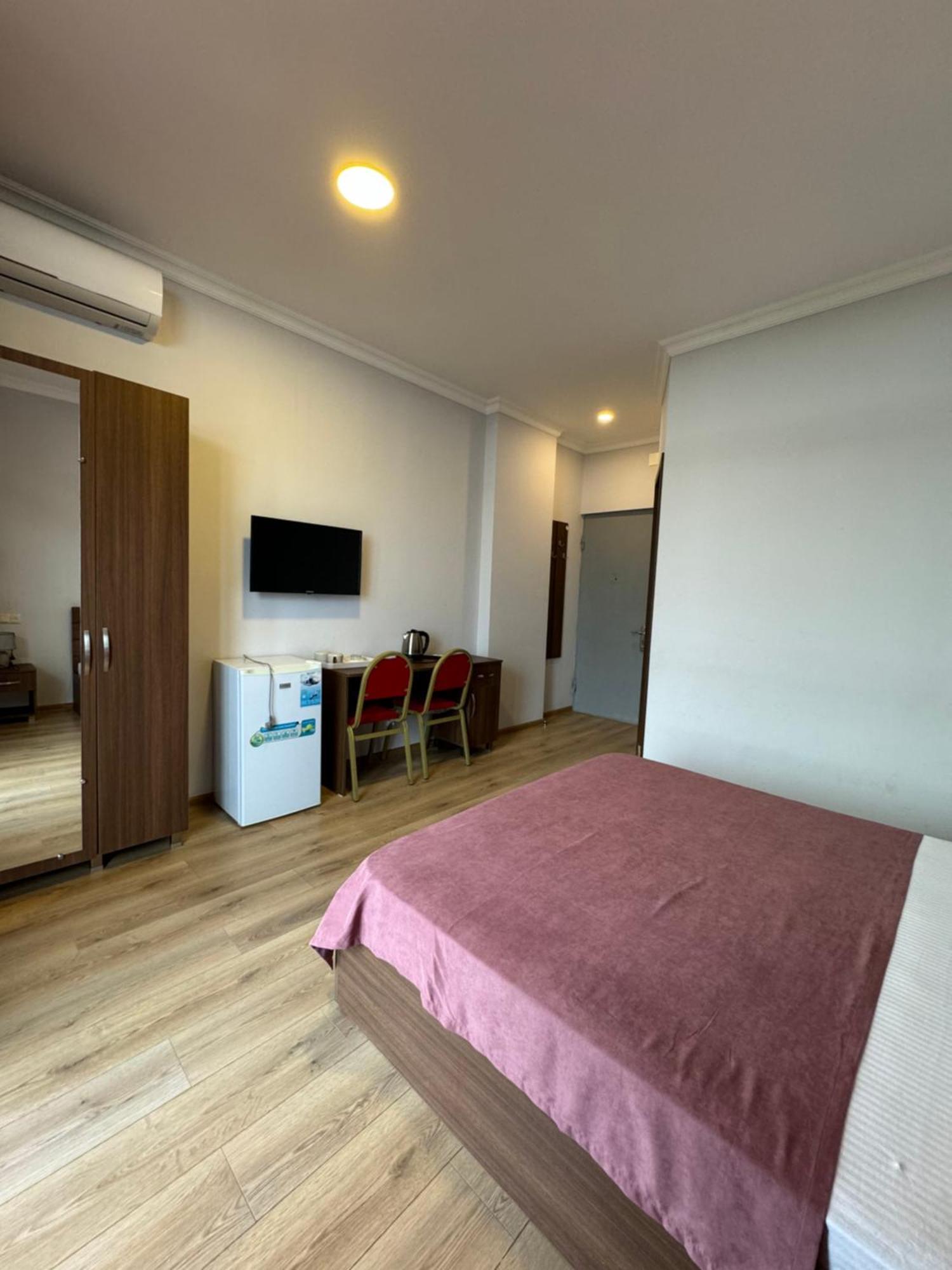 Appartamento Colibri Batumi Esterno foto