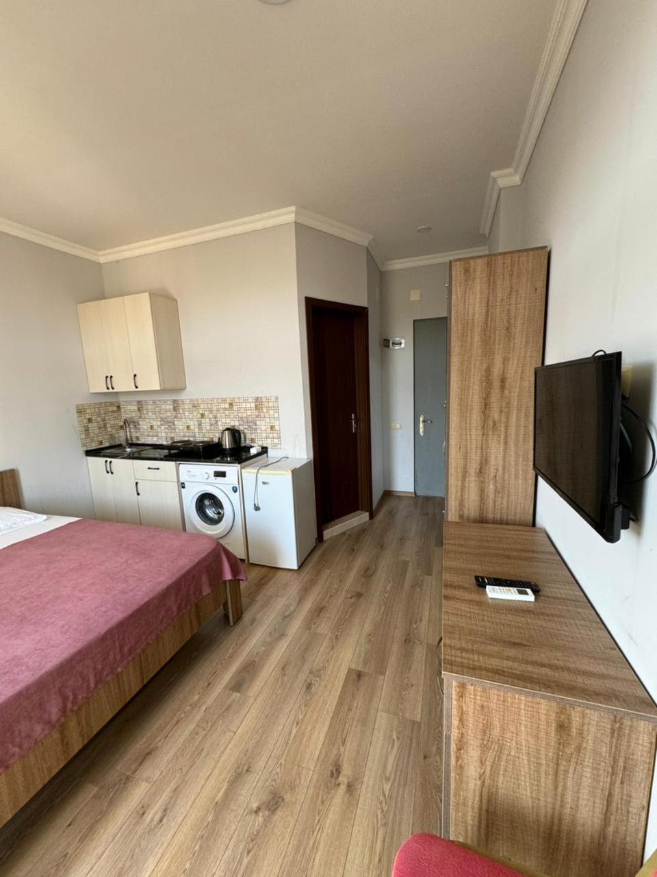 Appartamento Colibri Batumi Esterno foto