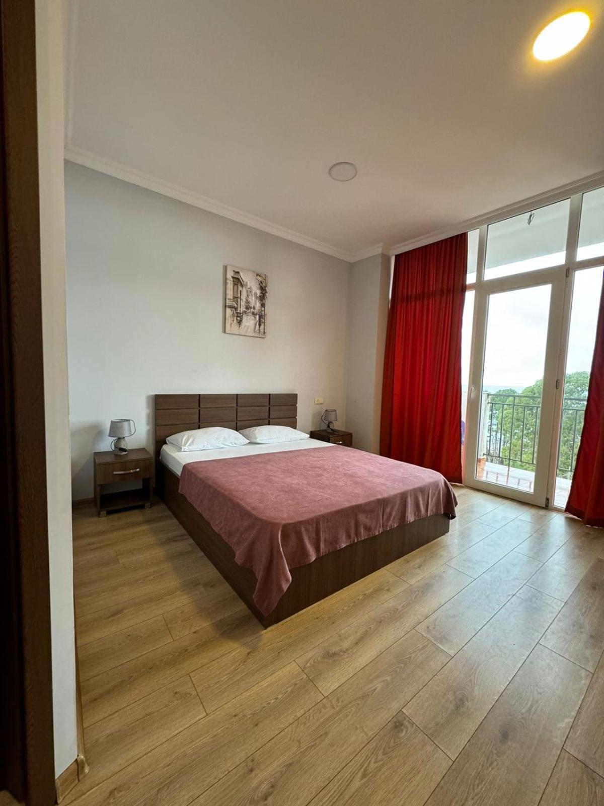 Appartamento Colibri Batumi Esterno foto